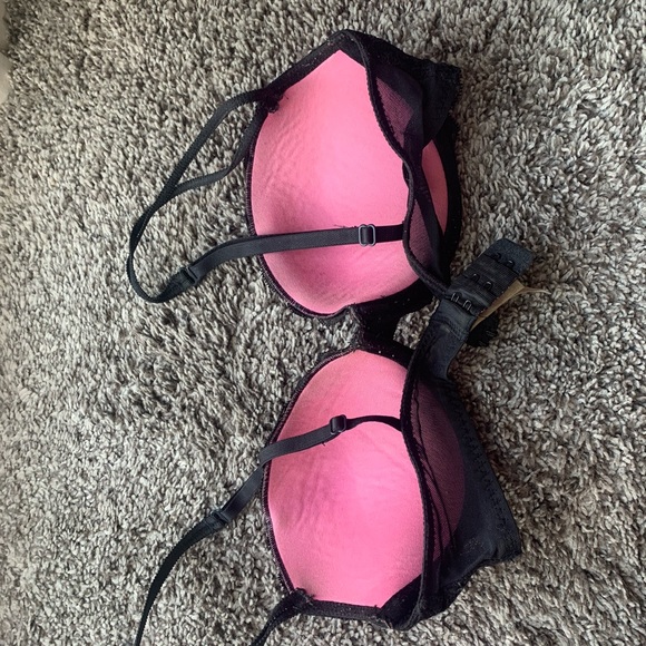 Victoria’s Secret Pink Date Bra - Picture 5 of 6
